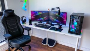 نحوه ی چیدمان اتاق کامپیوتر